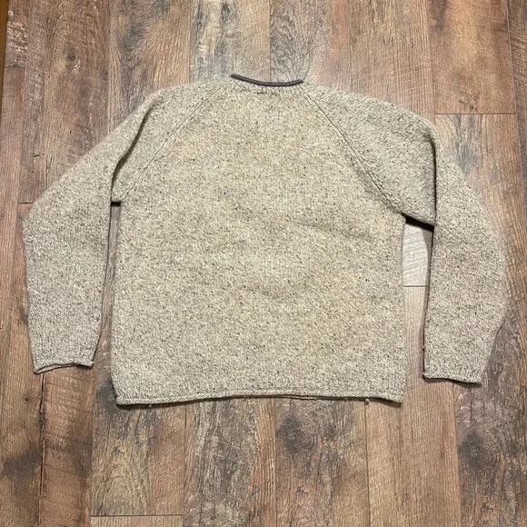 American Eagle Outfitters Women's V-Neck Heathered Cream Sweater - Picture 4 of 4